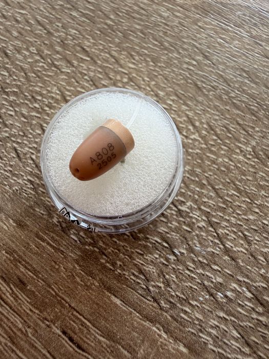 Cutiuță GSM+casca japoneza