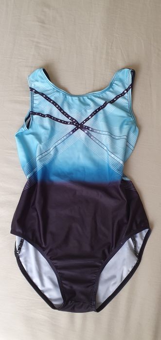 Costume de gimnastica pentru fetițe 30 de lei bucata