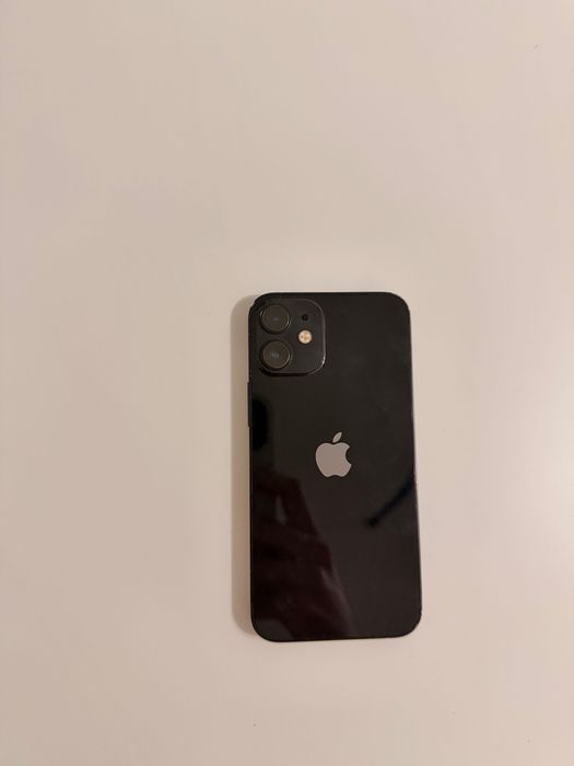 Мобилен телефон iPhone 12 Mini