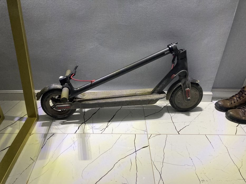 Продам электросамокат