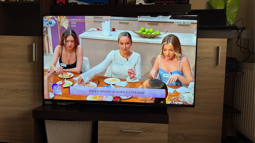 Vand tv samsung 140cm disgonala !