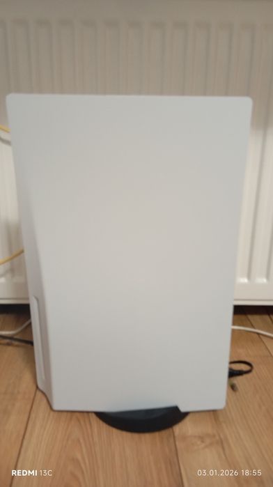 Vând PlayStation 5 în stare foarte bună, funcționează perfect.
A fost