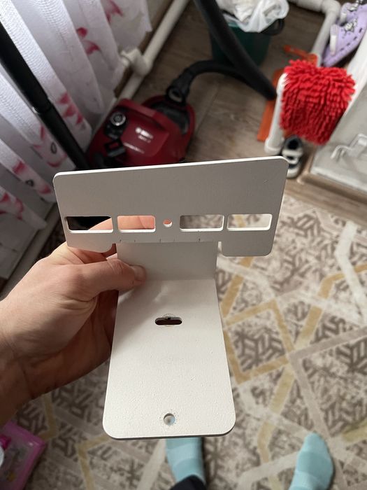 Продам кронштейн на стену ps5