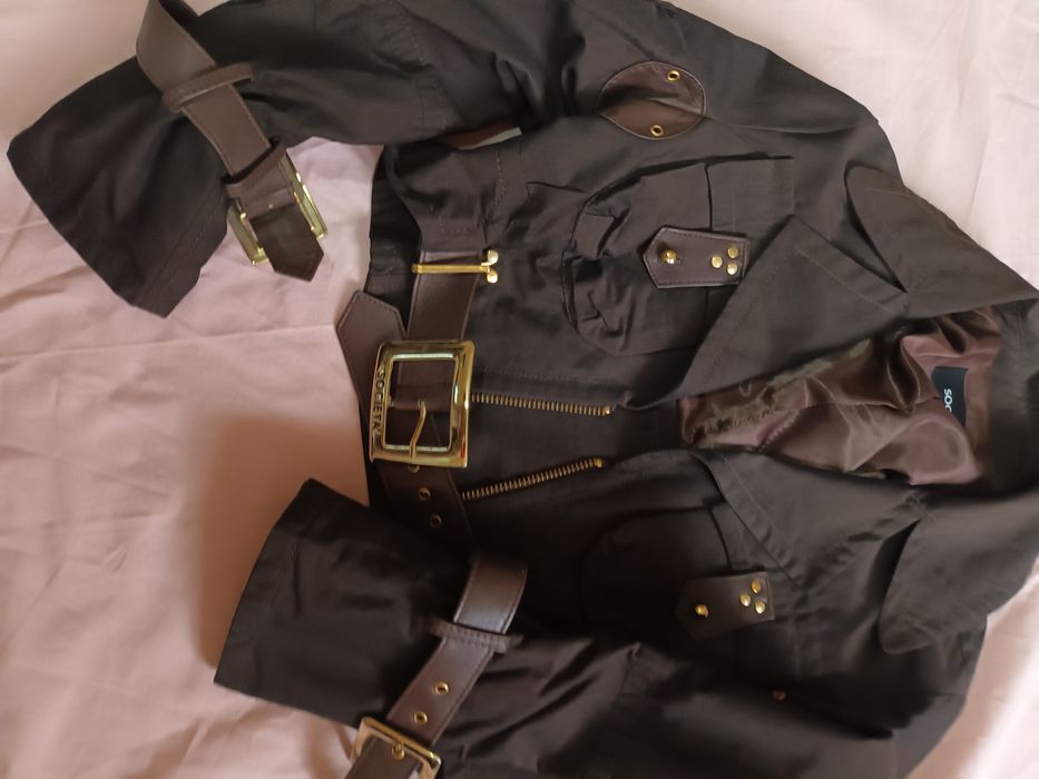 Продам куртку фирменную