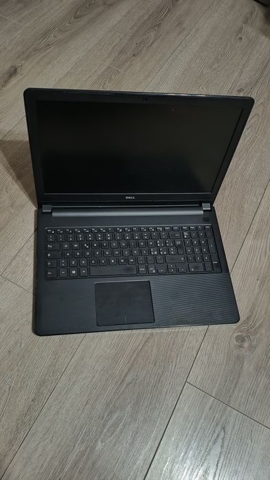 Dell Voștro 3558