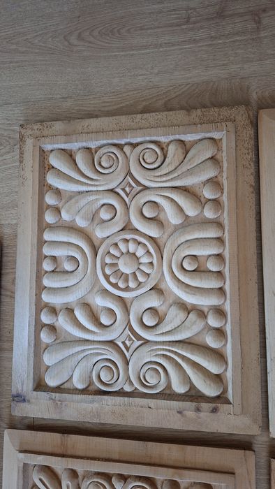 Дърворезба, табли