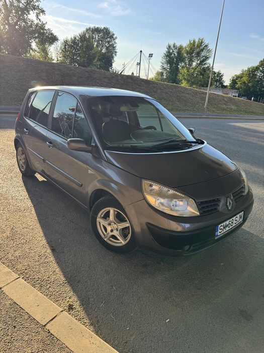 Vând Renault scenic 1.5 DCI  2006