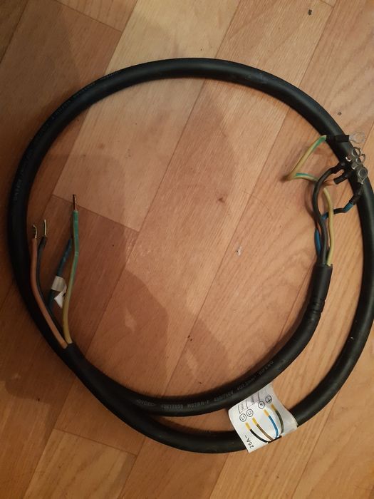 Продам Кабель Сетевой Для Электроплиты на 220 или 380 вольт.