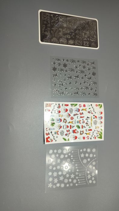 Продается набор для маникюра