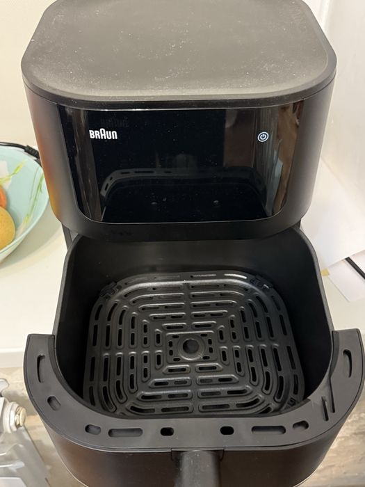 Продам аэрогриль BRAUN HF5030IBK