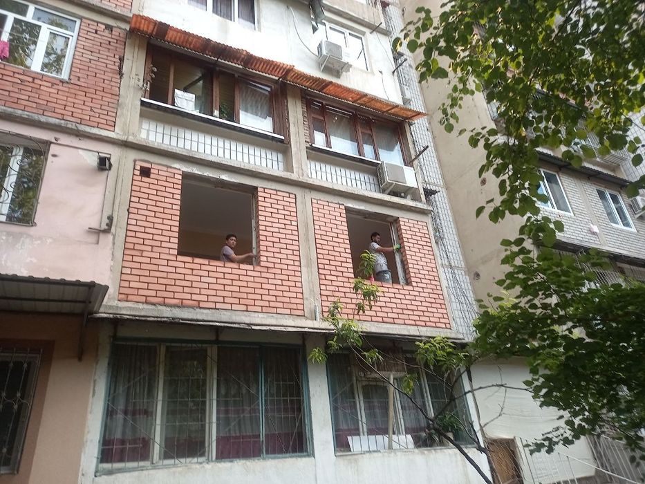 Гишт терамиз балконга