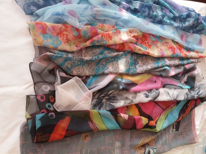 Дамски шалове НОВИ