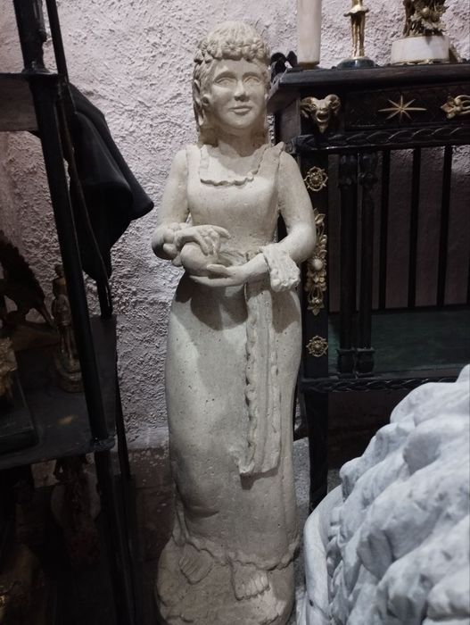 изделия из камня травертин