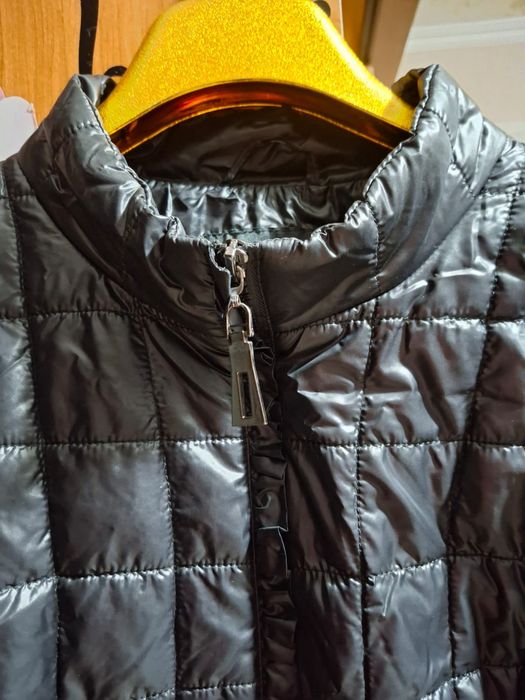 Продам курточку к осени