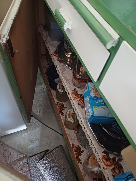 Mobila bucătărie veche