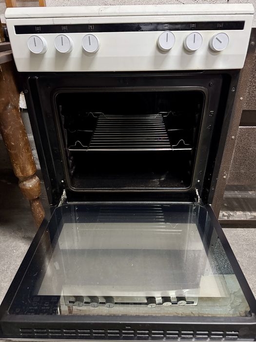 Електрическа готварска печка Amica