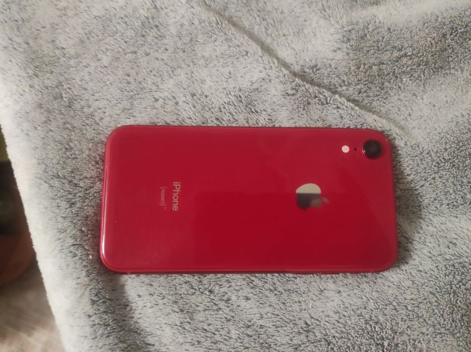 Продам айфон хр в отличном мостоянии