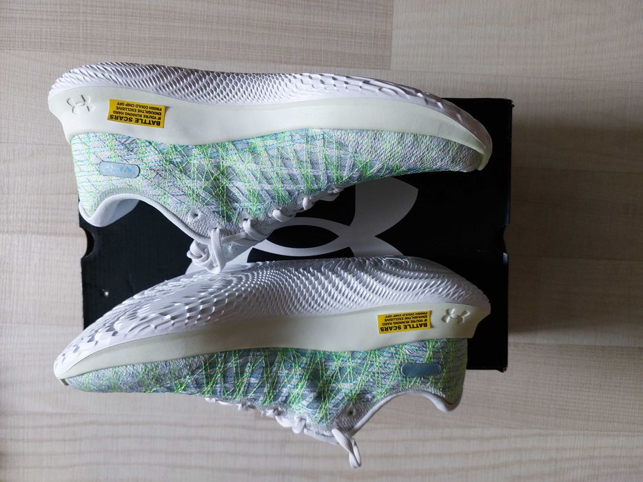 Under Armour UA FLOW Velociti Wind 2, marime 43, conexiune bluetooth