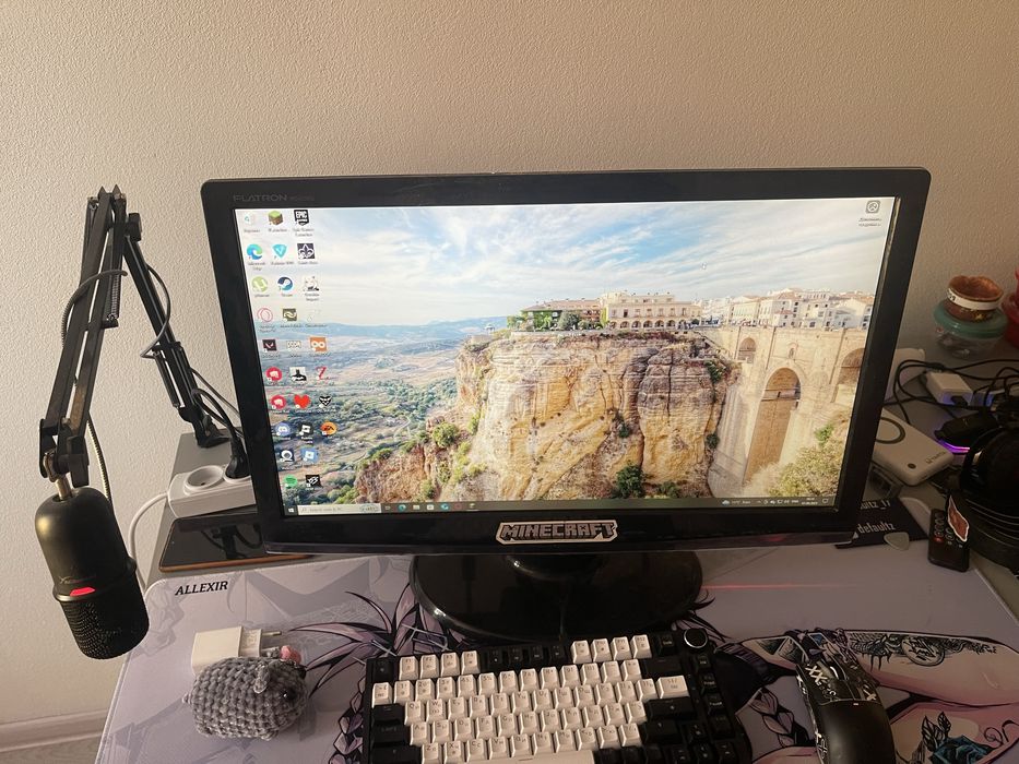 Продаю компьютер со всеми комплектующими