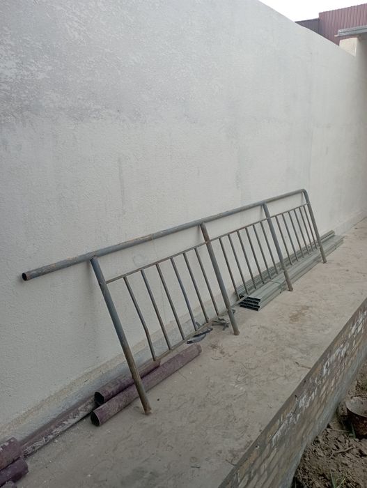 Arganak, reshotka, qo'l tutar