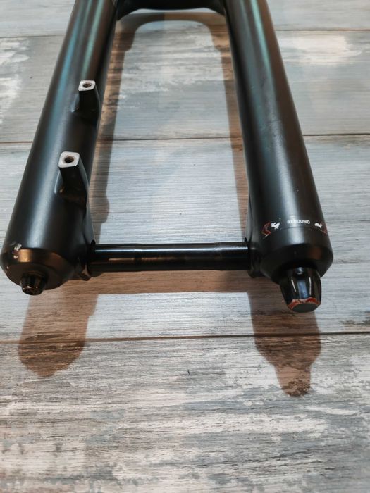 Furca 2023 Rockshox Boxxer Select 27,5 180mm