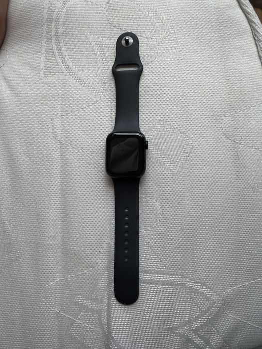 Vând Apple Wach SE2 ca nou