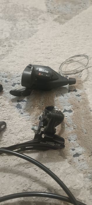 Продам велозапчасти