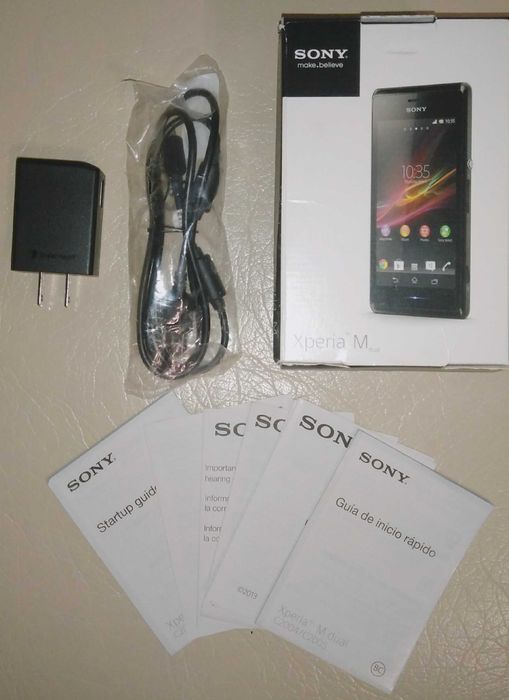 Sony Xperia M (C2004) с две SIM карти и CyanogenMod 11