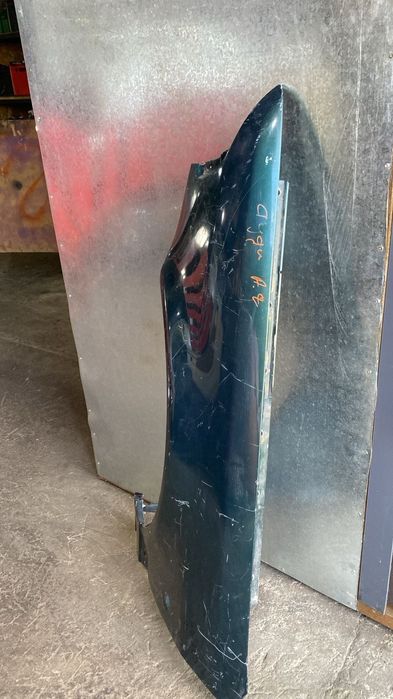 Крыло Ауди А8 Д2