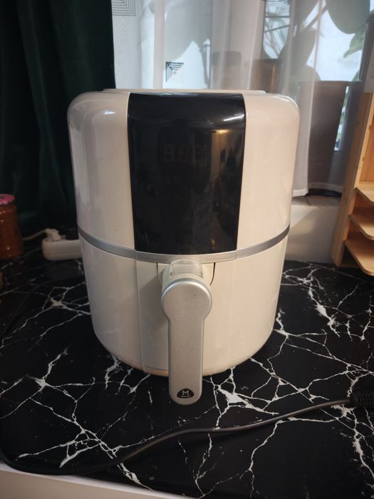 Friteuza - Air fryer Mandine