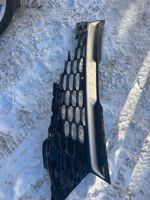 Никиль от решетки Kia Sportage 2024