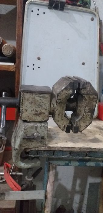 Тиски, универсальные