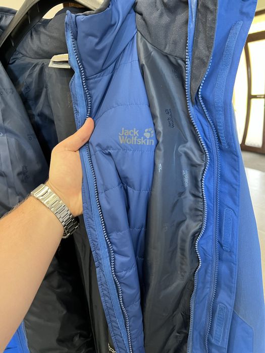 Geaca 2 in 1 Jack Wolfskin (Nike, Helly Hansen, The North Face)