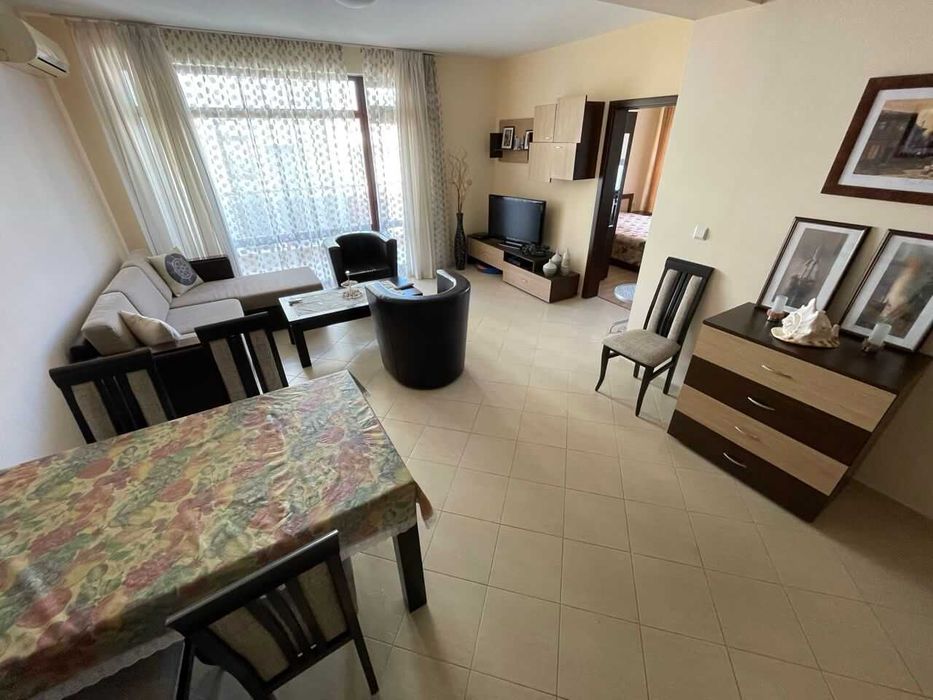 Продава се Тристаен апартамент в к.к. Слънчев бряг - 105 кв.м за 1096 €/кв.м - Снимка #1