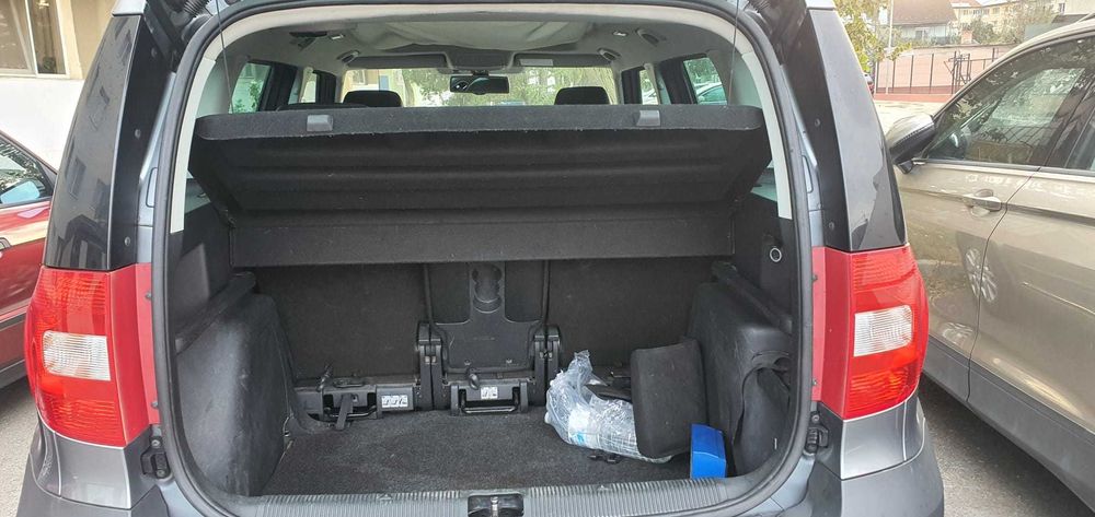 Vand  autoturism Skoda Yeti benzina an 2011