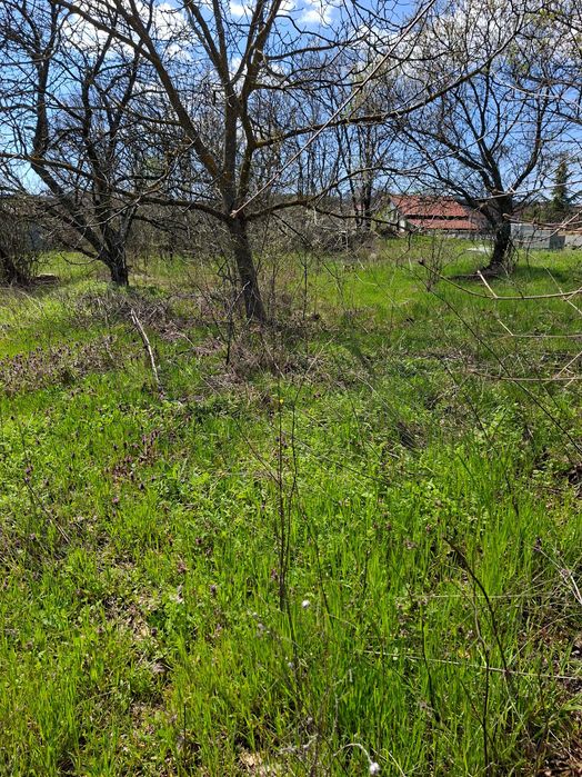 Продавам парцел за застрояване