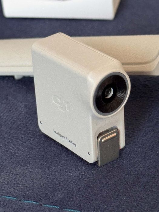 DJI RS 4 Mini Combo – гимбал + Intelligent Tracking Module