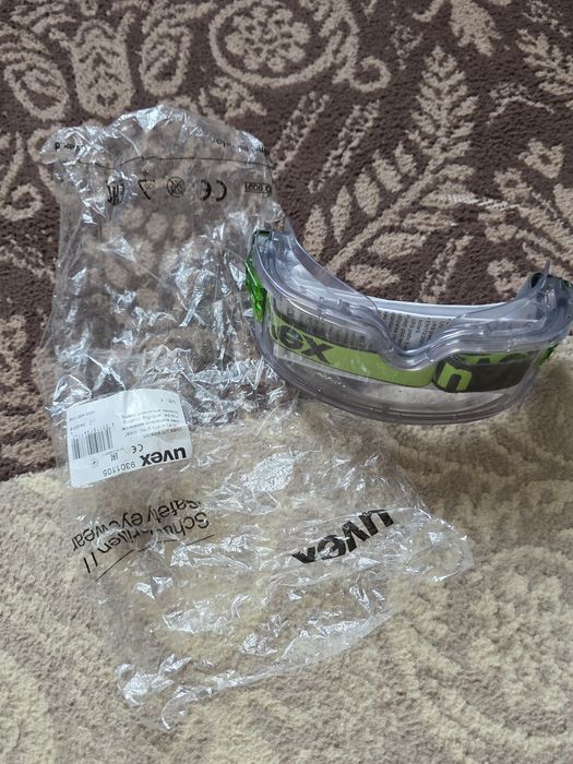 Продам подшлемник теплый