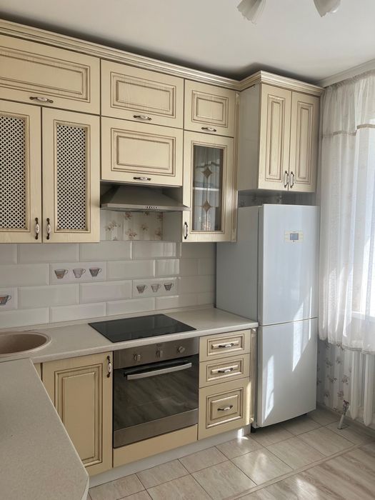 Куханный гарнитур б/у