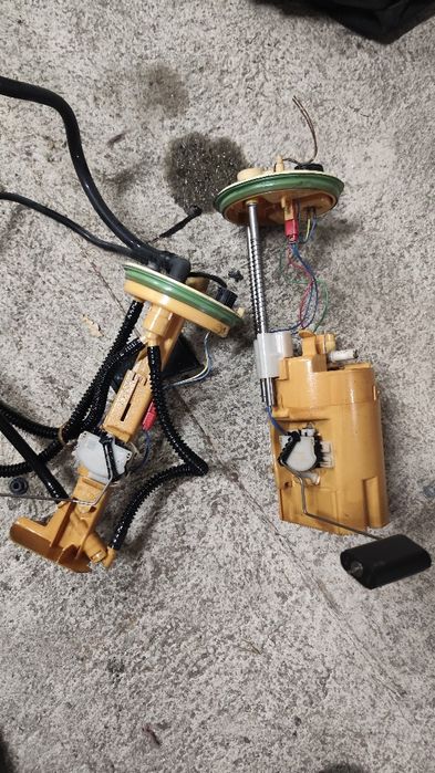 Горвина помпа в резервоара БМВ х5 е70