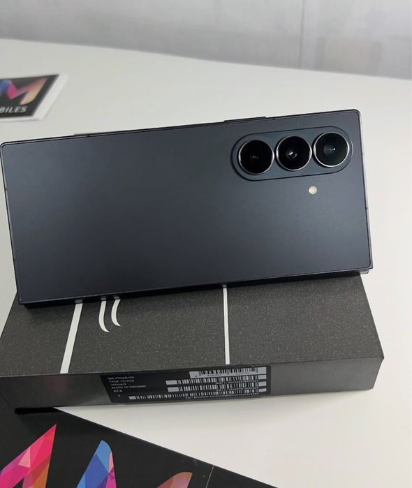 Samsung Z Fold 7 • 512 GB • 12 GB RAM • Garantie