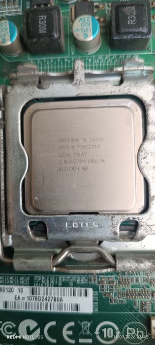 Продам две материнских платы