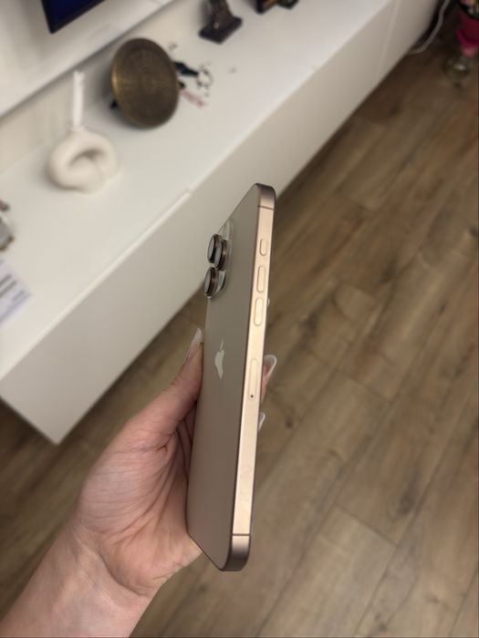 Iphone 16 pro max cu baterie 100% in garantie