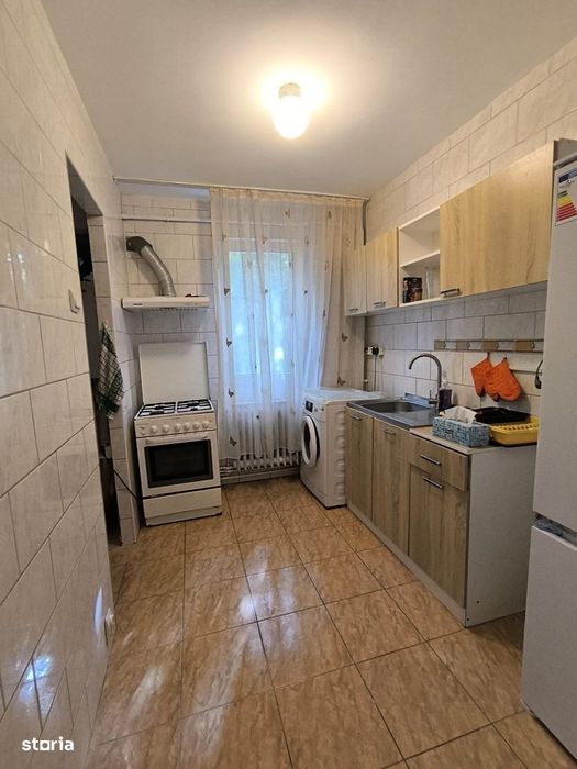 Apartament 2 camere – Cantemir | Centrală proprie | Acceptă studenți