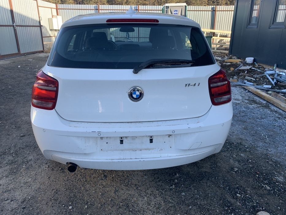 Dezmembram bmw 114i f20 din 2013
