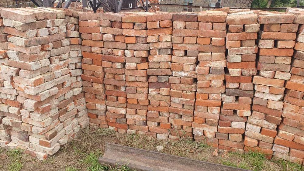 Продам красный кирпич