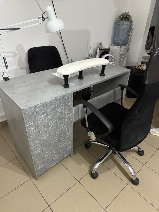 Masa manichiura 800 lei