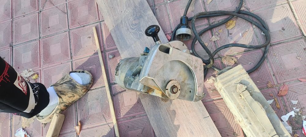 Советская пчелка ИЭ5102