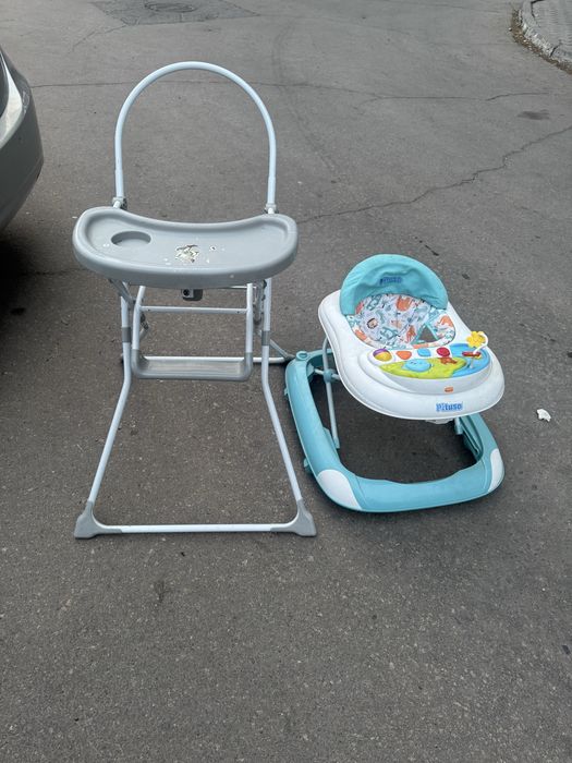 Детскмй стол и ходунок