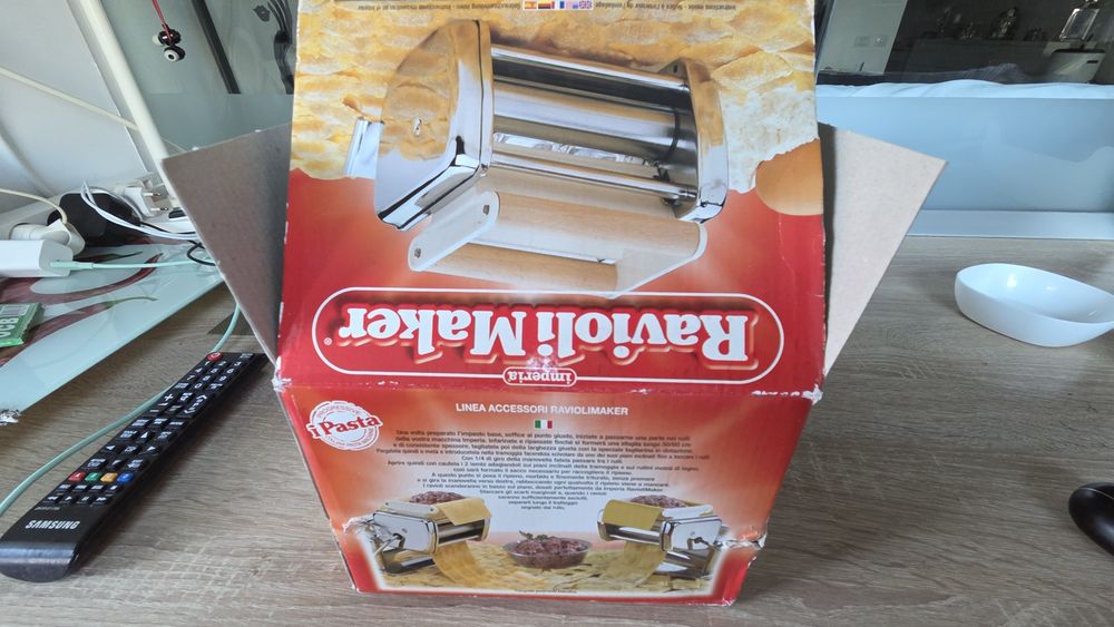 Imperia Ravioli maker